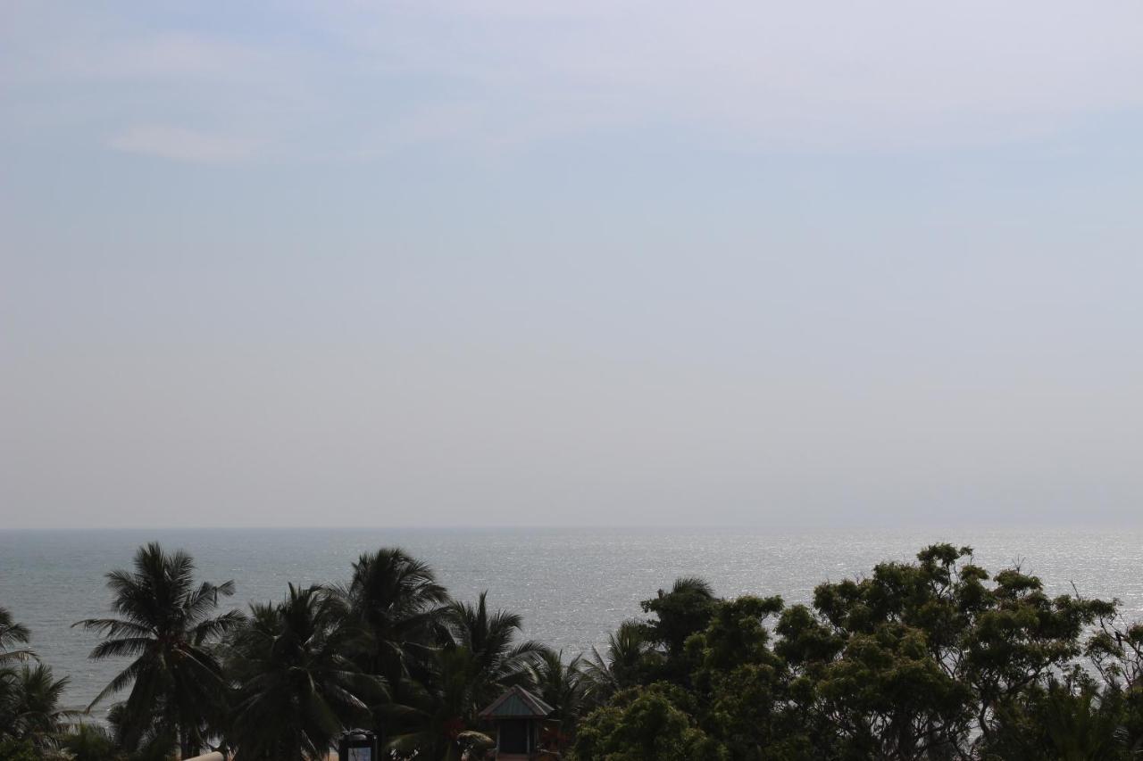 Royal Castle Hotel Negombo Exterior foto